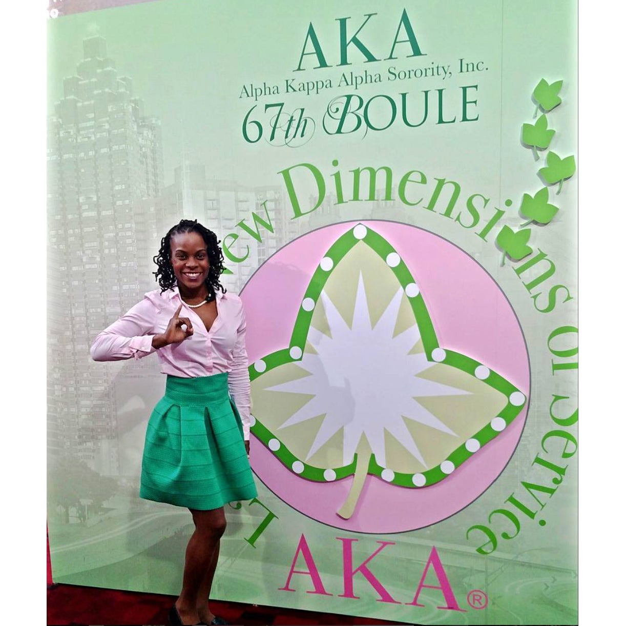 The Ladies of Alpha Kappa Alpha Sorority, Inc. Paint Atlanta Pink and Green